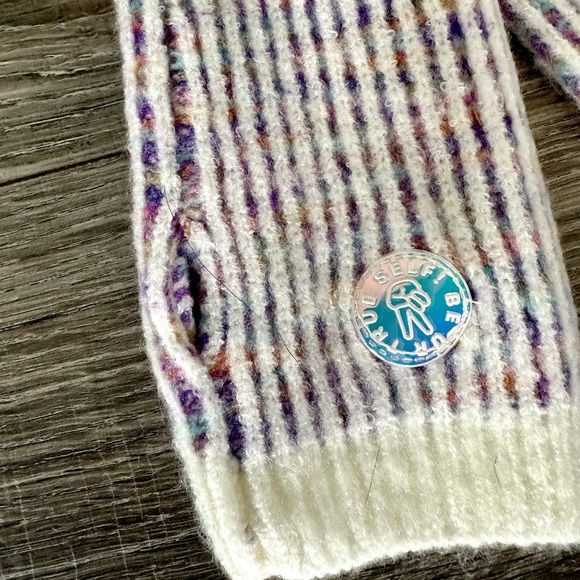 Girls Mantra Beanie & Fingerless Gloves Set | Multi Color | NWT - Picture 4 of 4